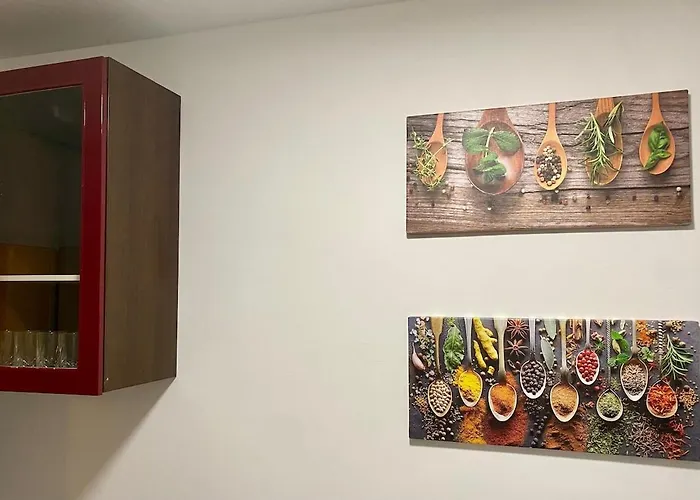 Вилла Elegant With Private Garden